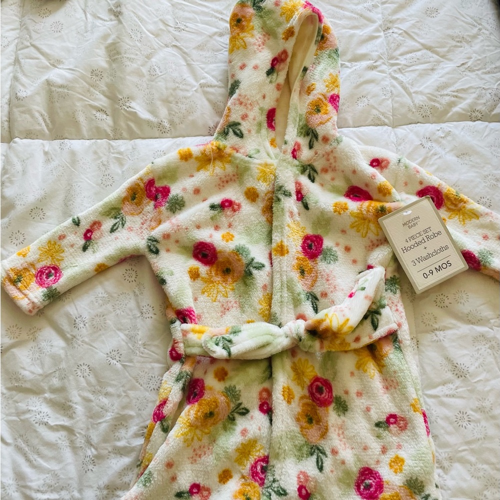 Babygirl floral robe